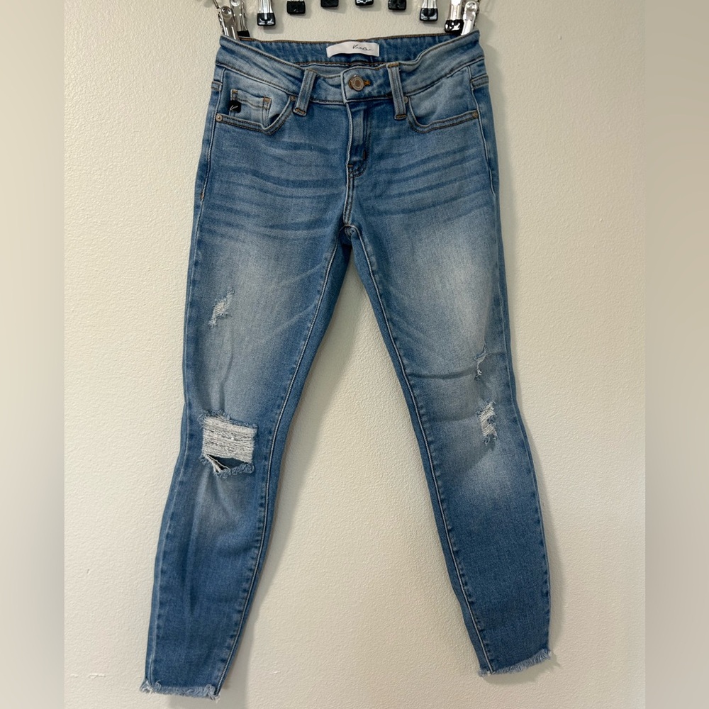 KanCan Estilo Skinny Jeans Distressed/Ripped 3/25